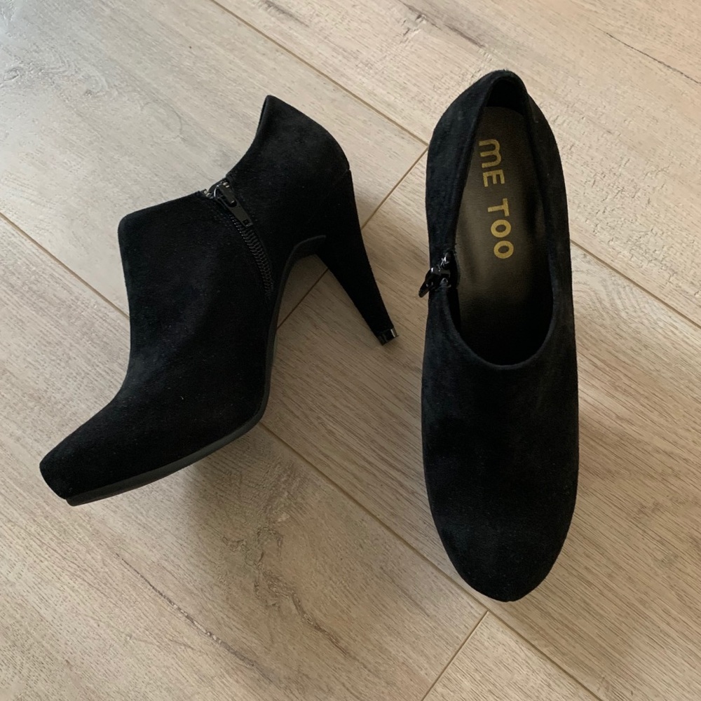 🆕 ME TOO black suede leather heel booties shoes